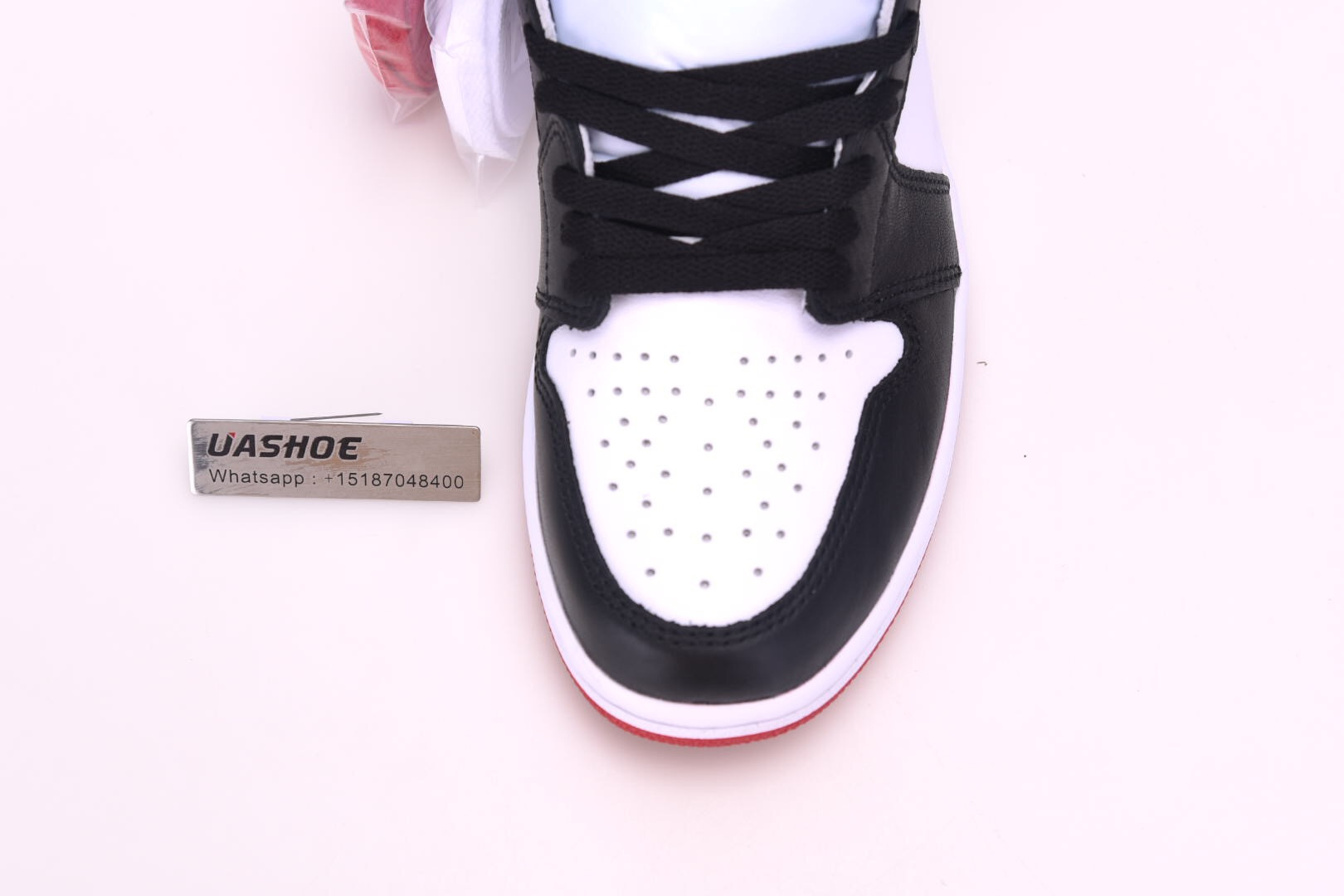 jordan 1 retro high satin black toe cd0461-016