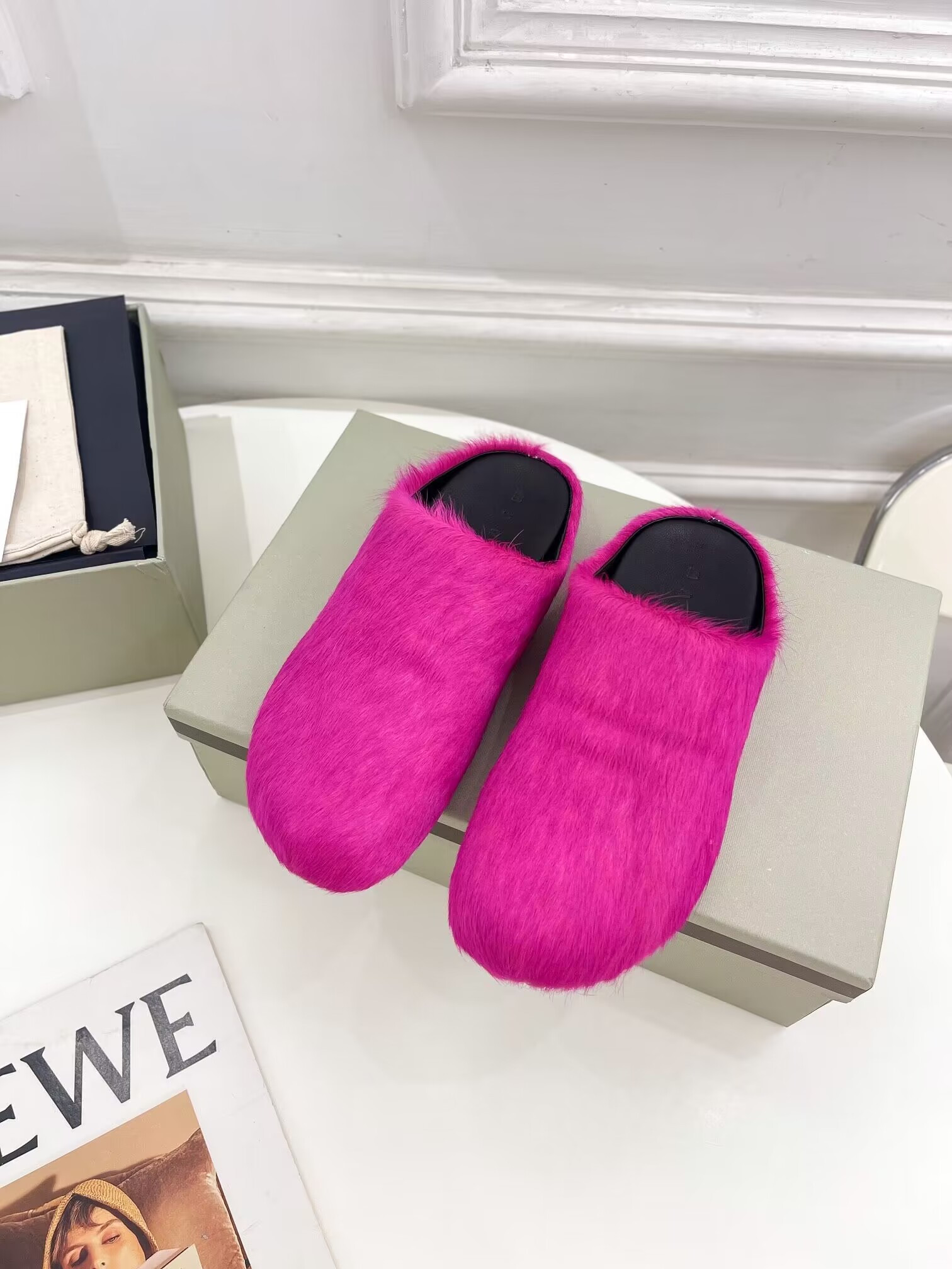 Ma*n1 pink fussbett sabot loafers