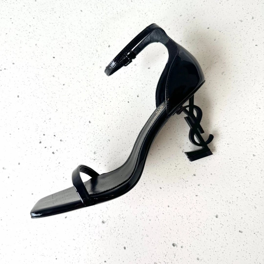 Y51 high helled shoes