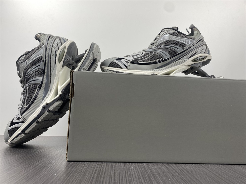 Ba*len*cia*ga x-pander 6.0 grey