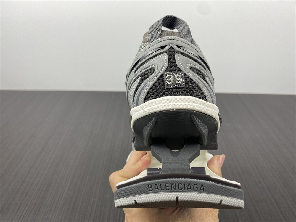 Ba*len*cia*ga x-pander 6.0 grey