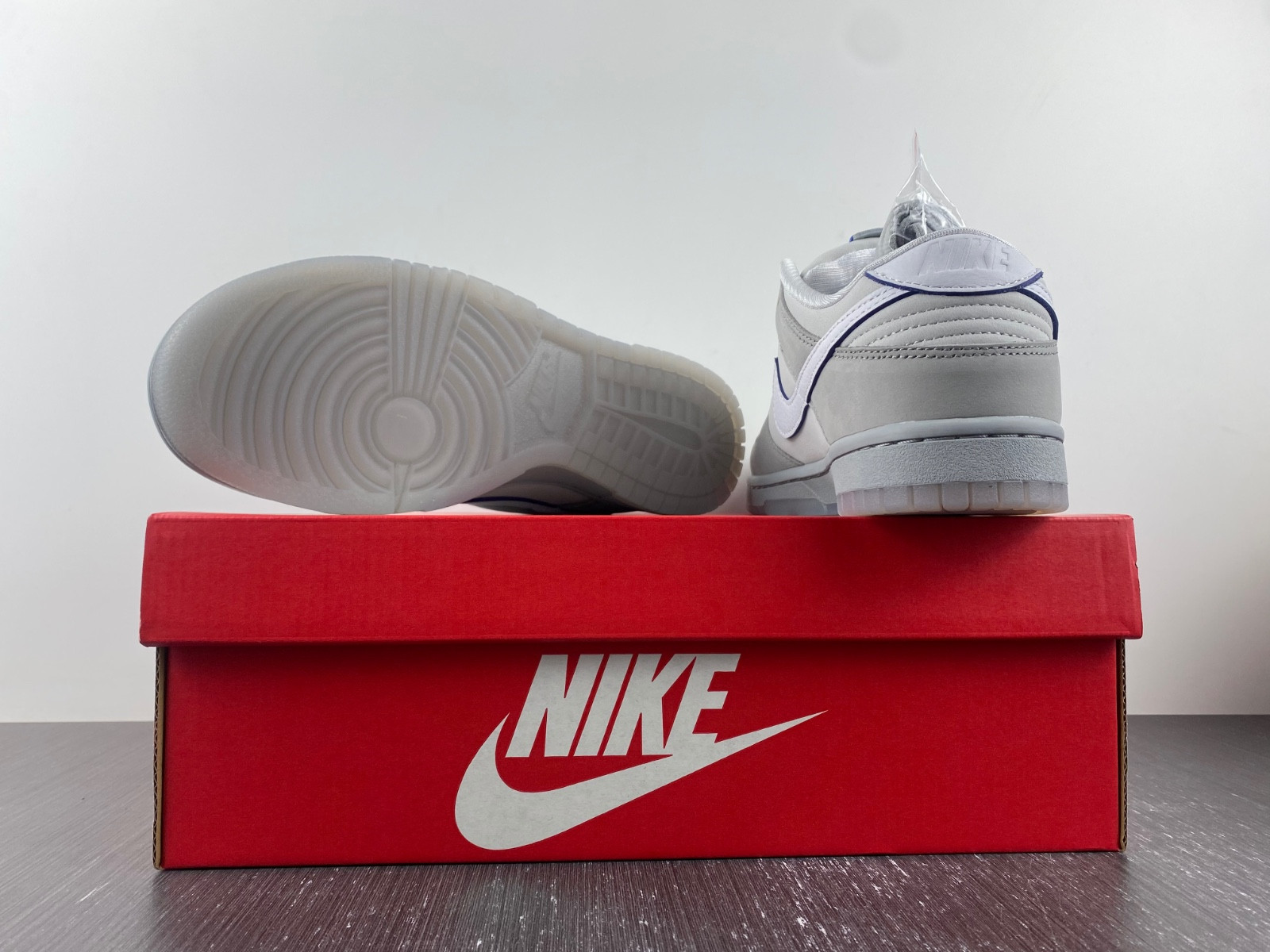 nike dunk low wolf grey pure platinum dx3722-001