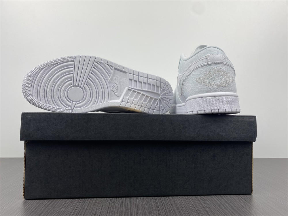 jordan 1 low triple white tumbled leather - 553558-130