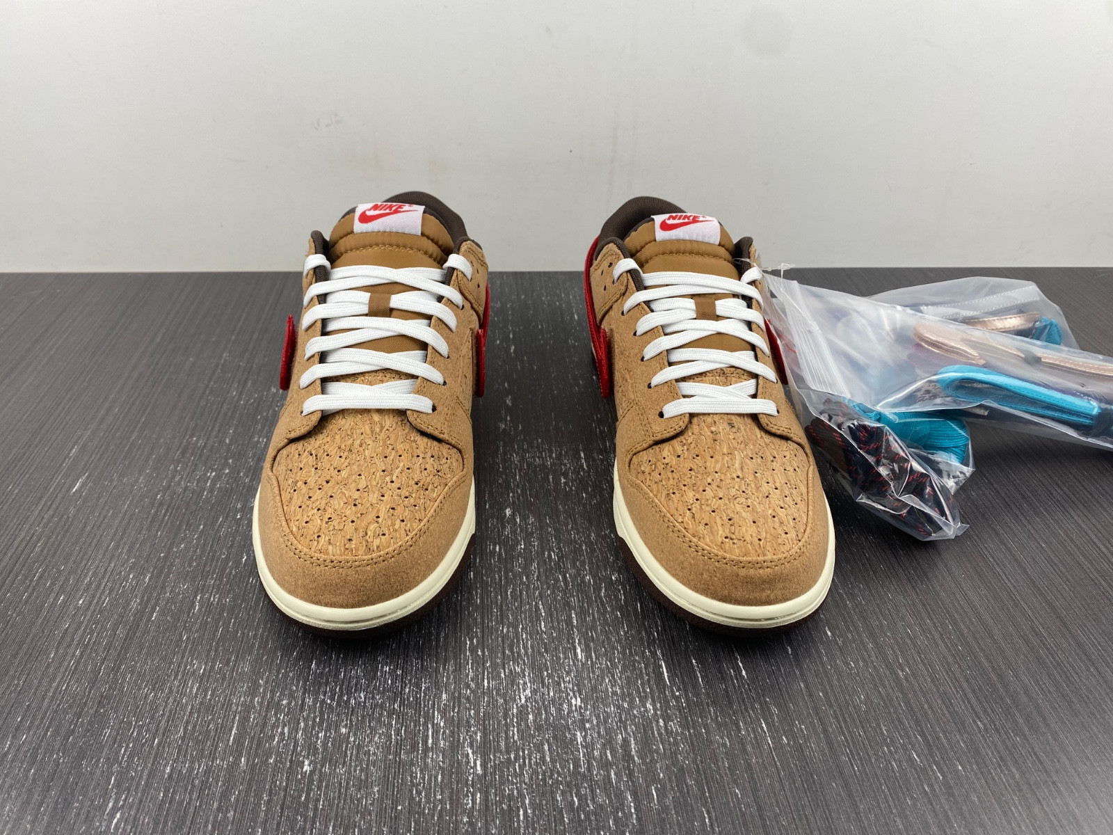 nike dunk low sp clot cork men