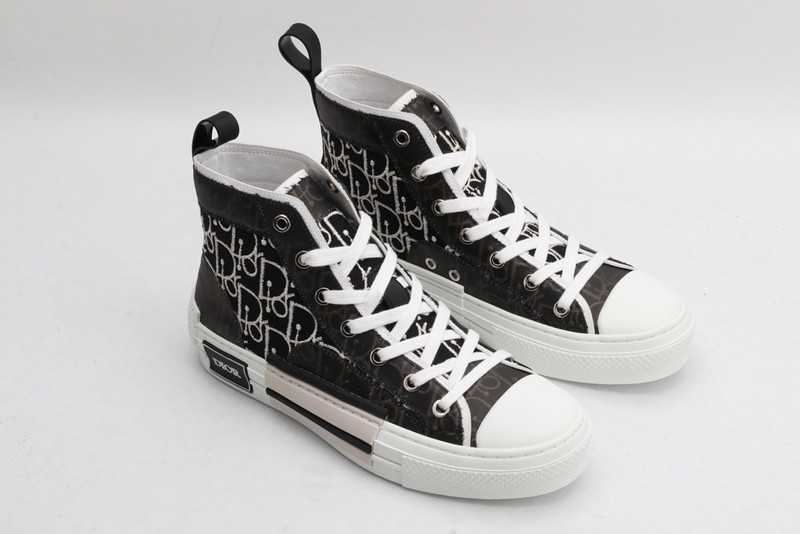 D*or b23 oblique high top sneaker