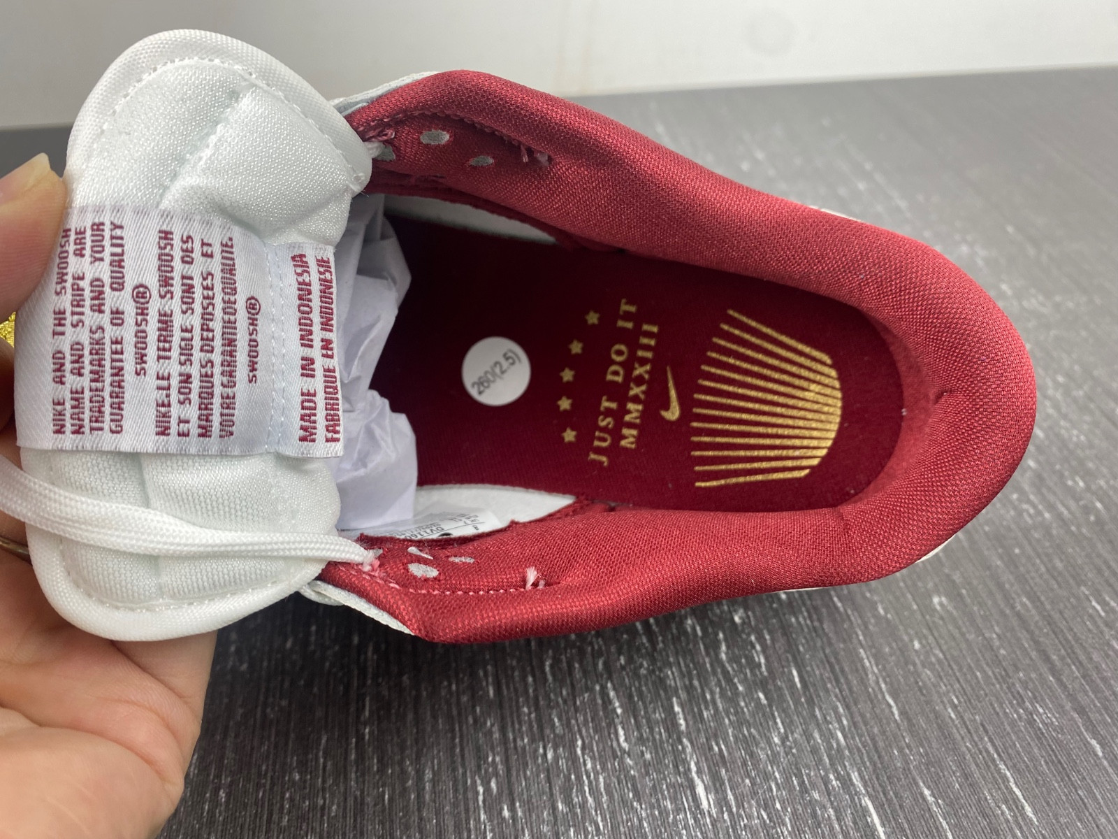 nike dunk low se just do it white phanT0m (women