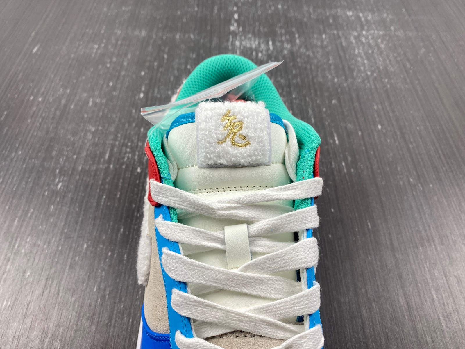 nike dunk low year of the rabbit fd4203-111