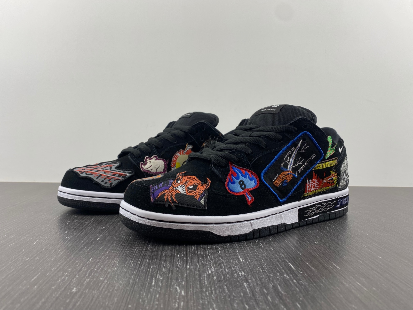 nike sb dunk low neckFa*e - dq4488-001