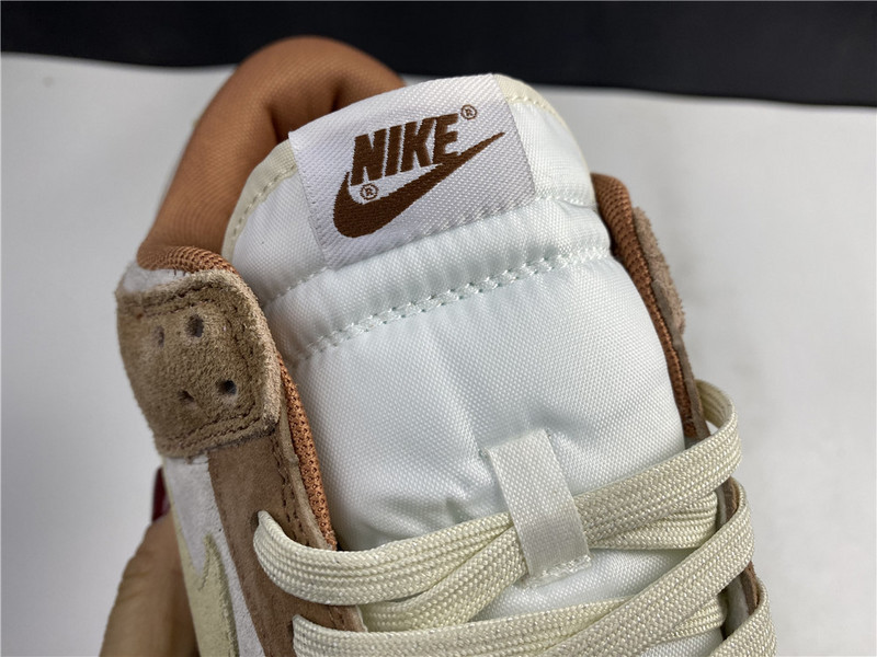 nike dunk low prm "medium curry" dd1390-100