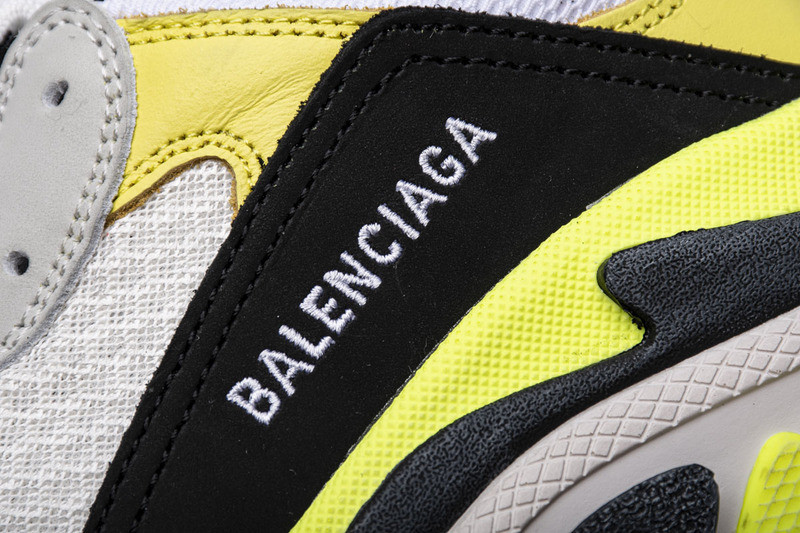 Ba*len*cia*ga triple s 512178w09t19000