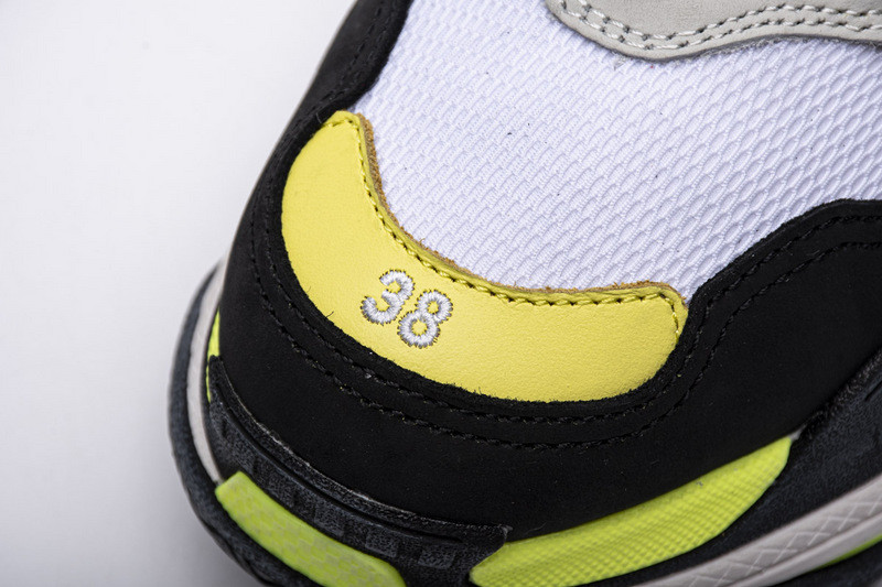 Ba*len*cia*ga triple s 512178w09t19000