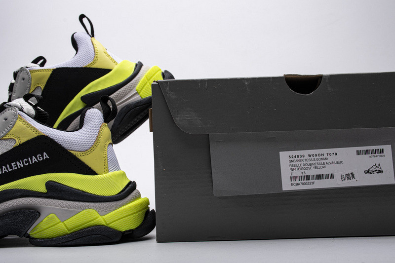 Ba*len*cia*ga triple s 512178w09t19000