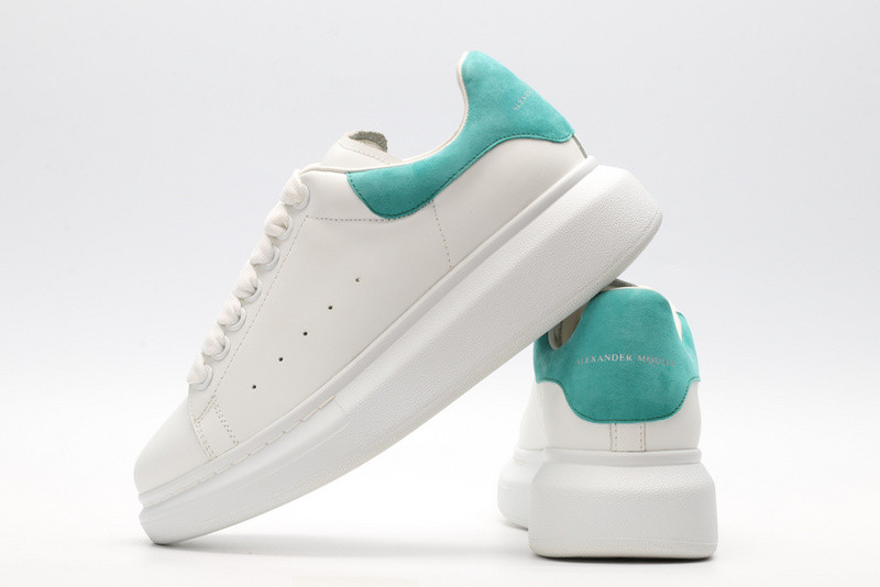 a1exa*der Mcqv*en white green