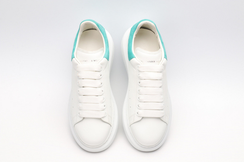 a1exa*der Mcqv*en white green