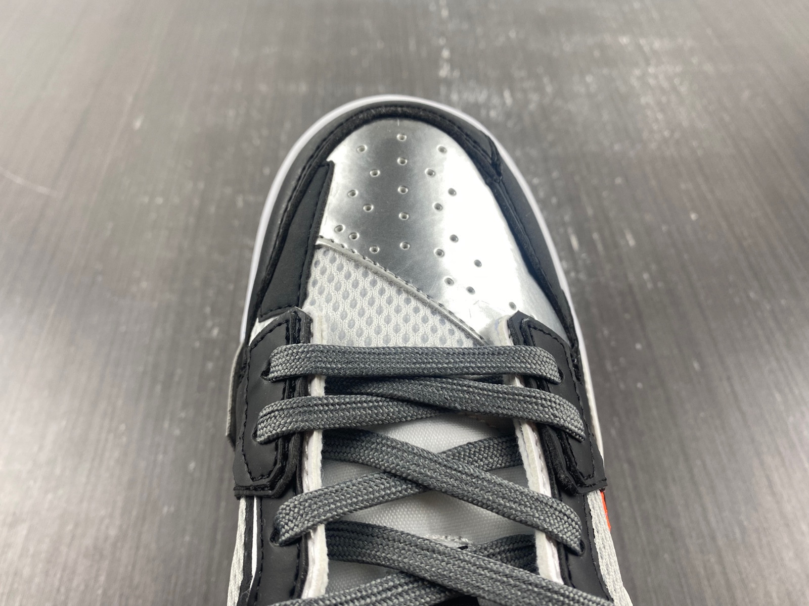 nike dunk low scrap black neutral grey university blue dn5381-001