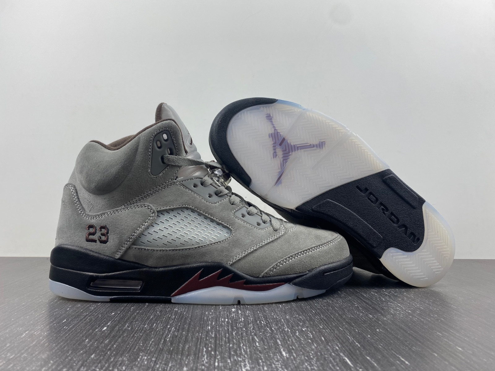 a ma maniére x air jordan 5 light bone fd1330-006