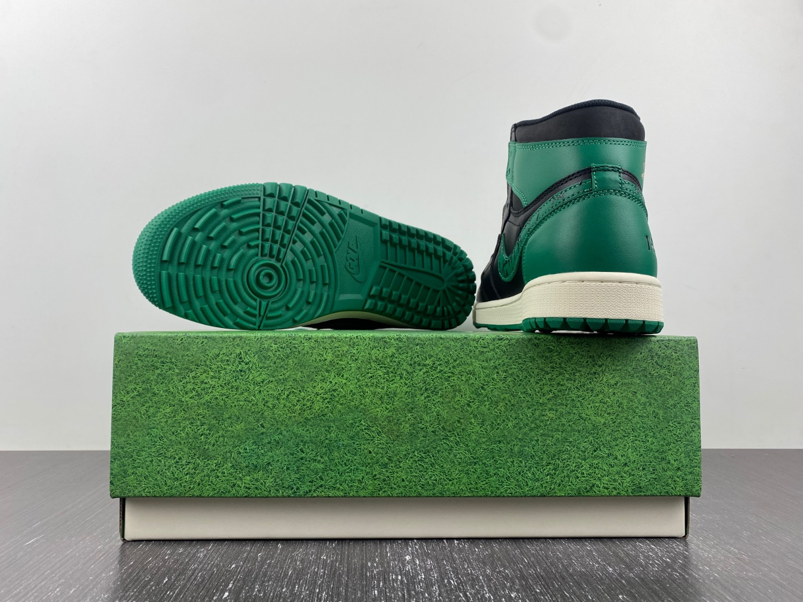 jordan 1 retro high golf eastside golf 1961 fj0849-001