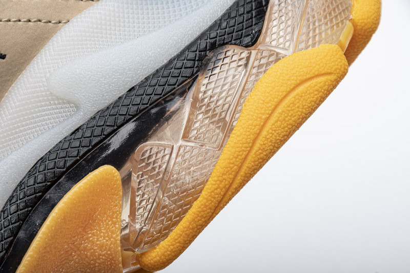 Ba*len*cia*ga triple s