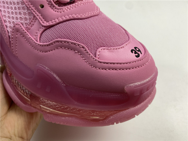 Ba*len*cia*ga triple s