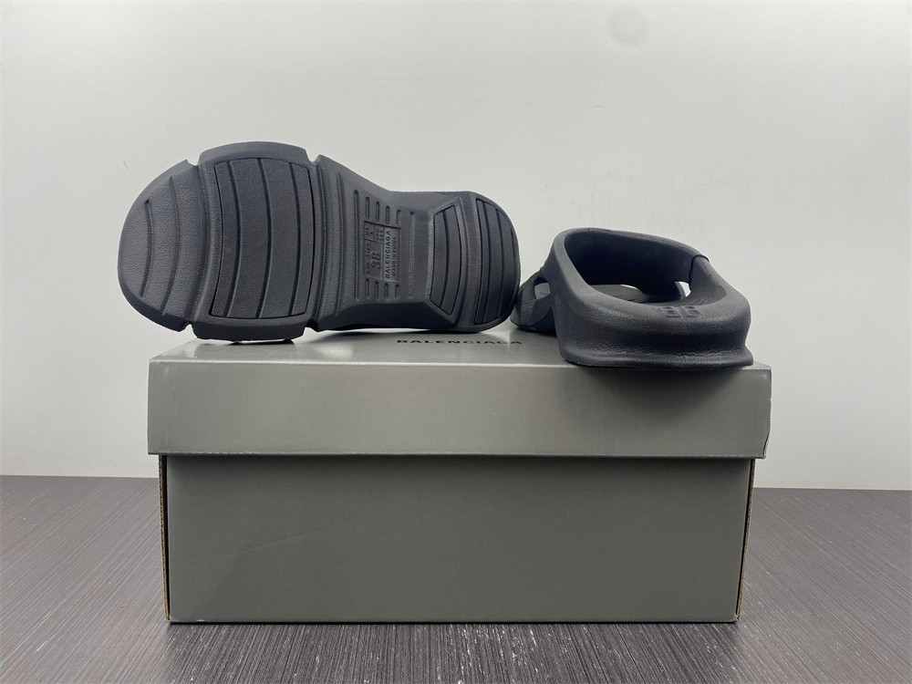 Ba*len*cia*ga mold slide sandal 653874w3ce21000