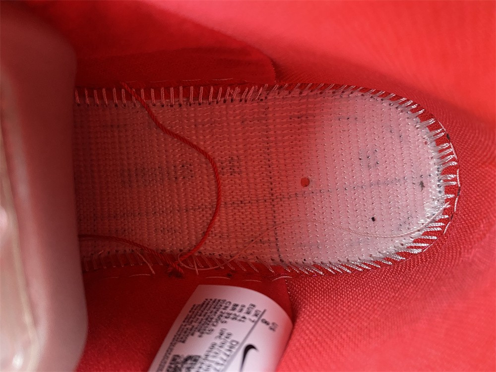 gundam x nike sb dunk high dh7717-100