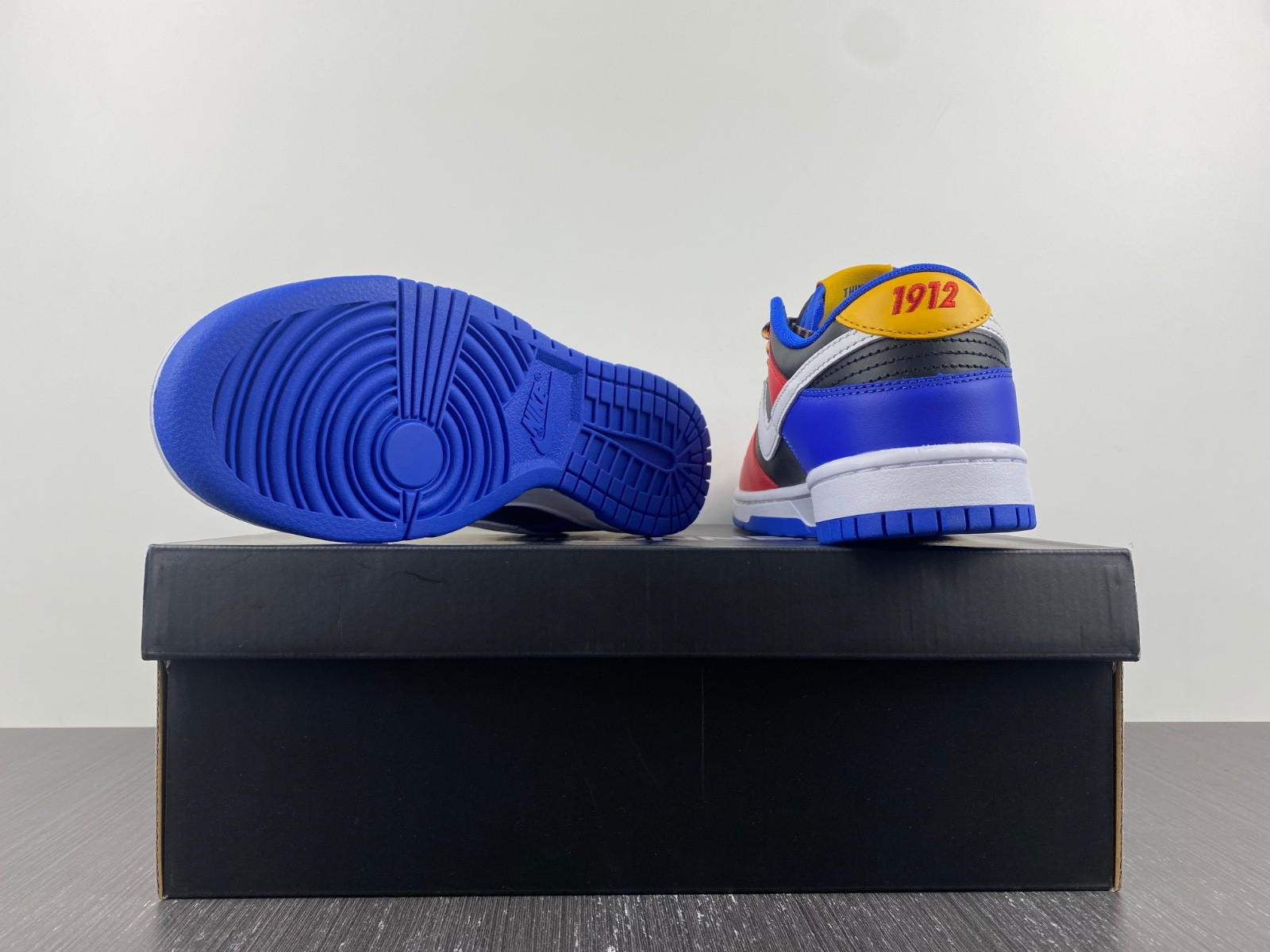 nike dunk low tennessee state university dr6190-100