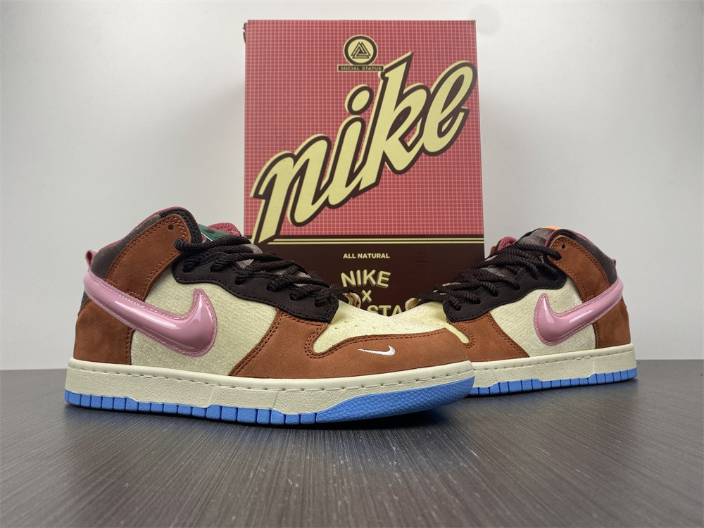 nike social status x dunk mid 