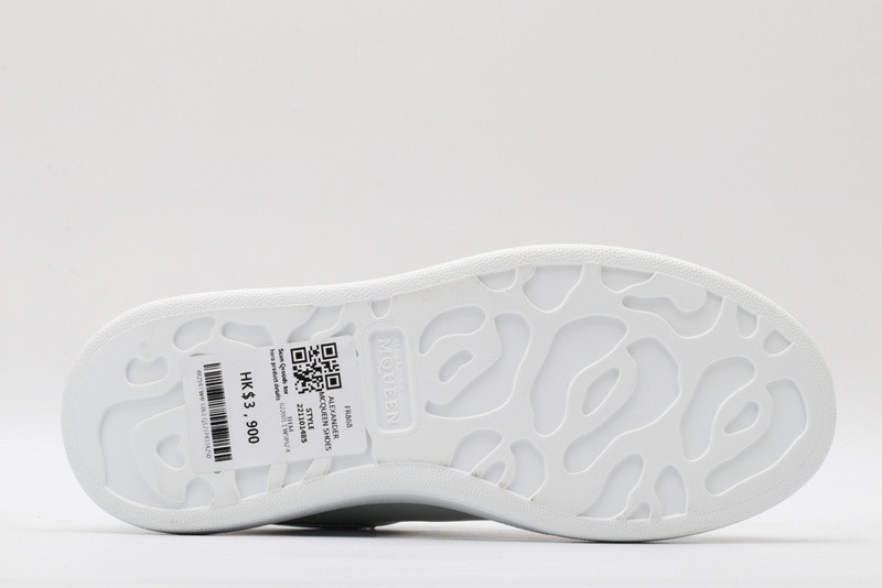 a1exa*der Mcqv*en white laser