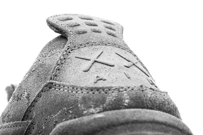 air jordan 4 retro kaws 930155-003