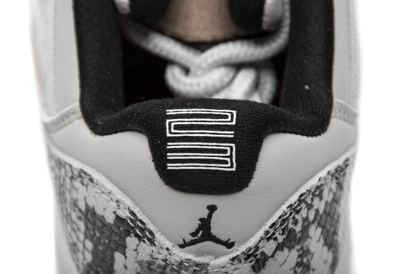 jordan 11 retro low snake light bone cd6846-002