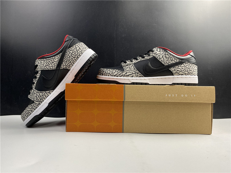 nike sb dunk low “black cement 304292-131