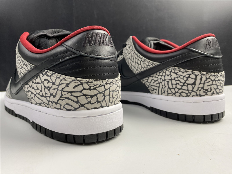 nike sb dunk low “black cement 304292-131