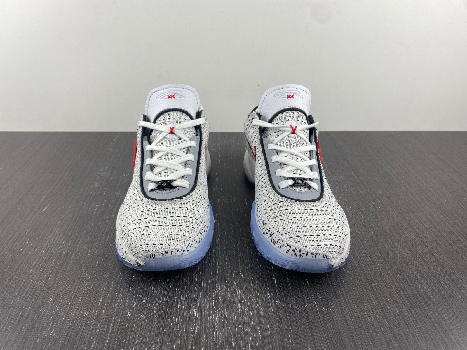 nike lebron 20 the debut dj5423-100