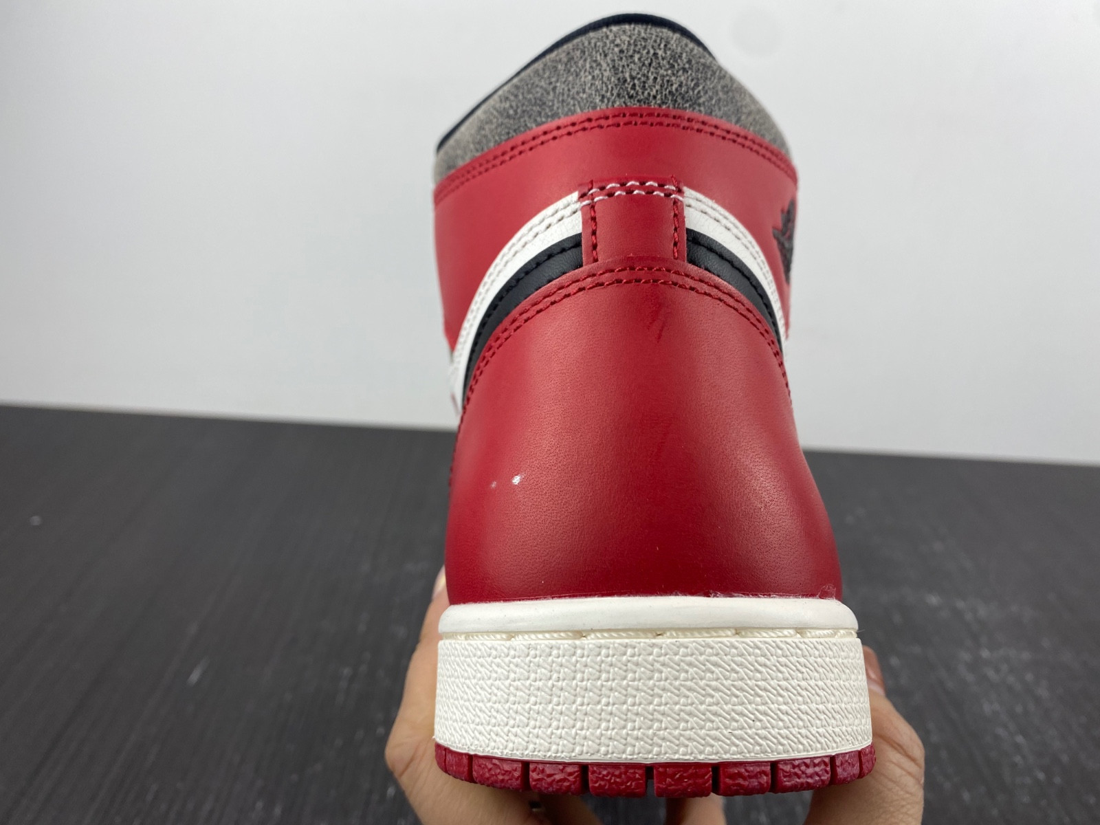 air jordan 1 lost and found dz5485-612