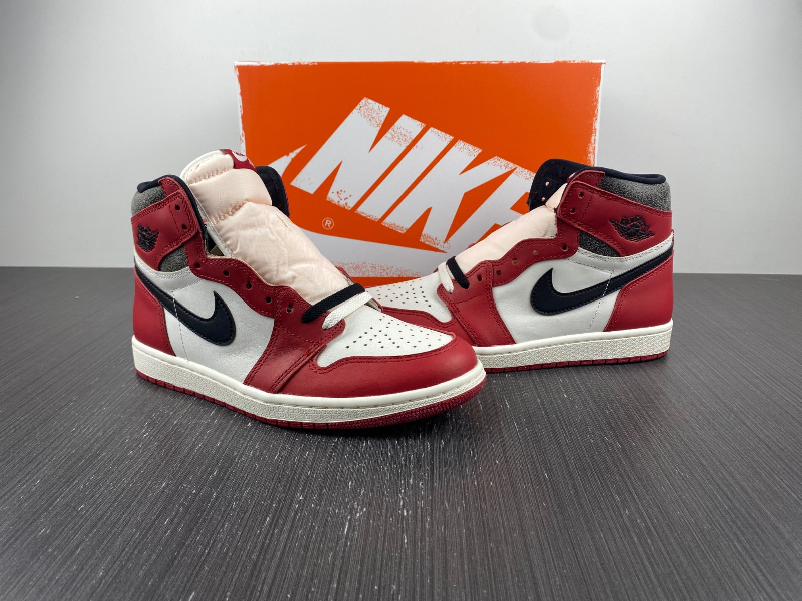 air jordan 1 lost and found dz5485-612