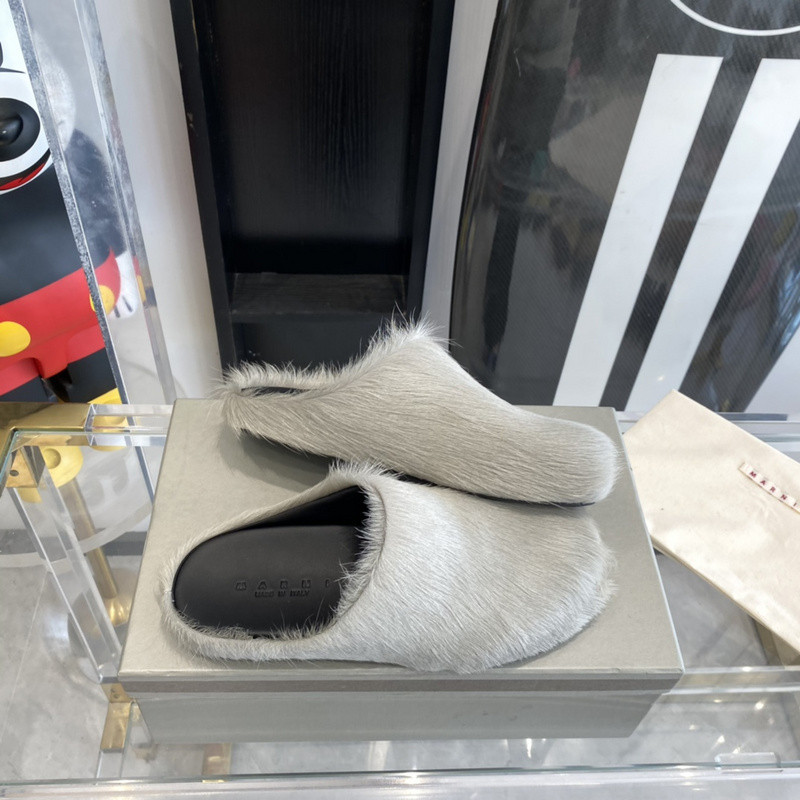 Ma*n1 grey fussbett sabot loafers