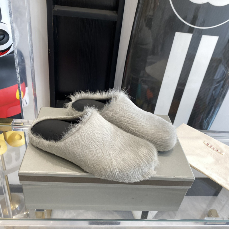 Ma*n1 grey fussbett sabot loafers