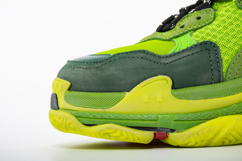 Ba*len*cia*ga triple s 541640w090e7581