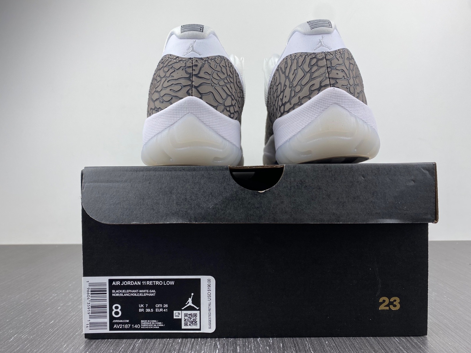 air jordan 11 low elephant print av2187-140