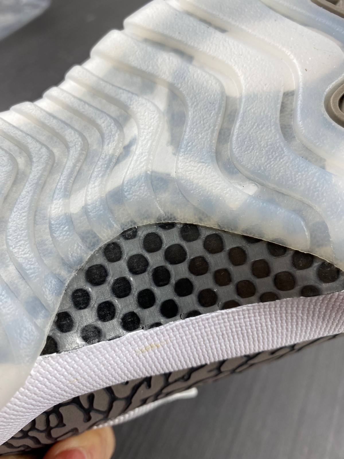 air jordan 11 low elephant print av2187-140