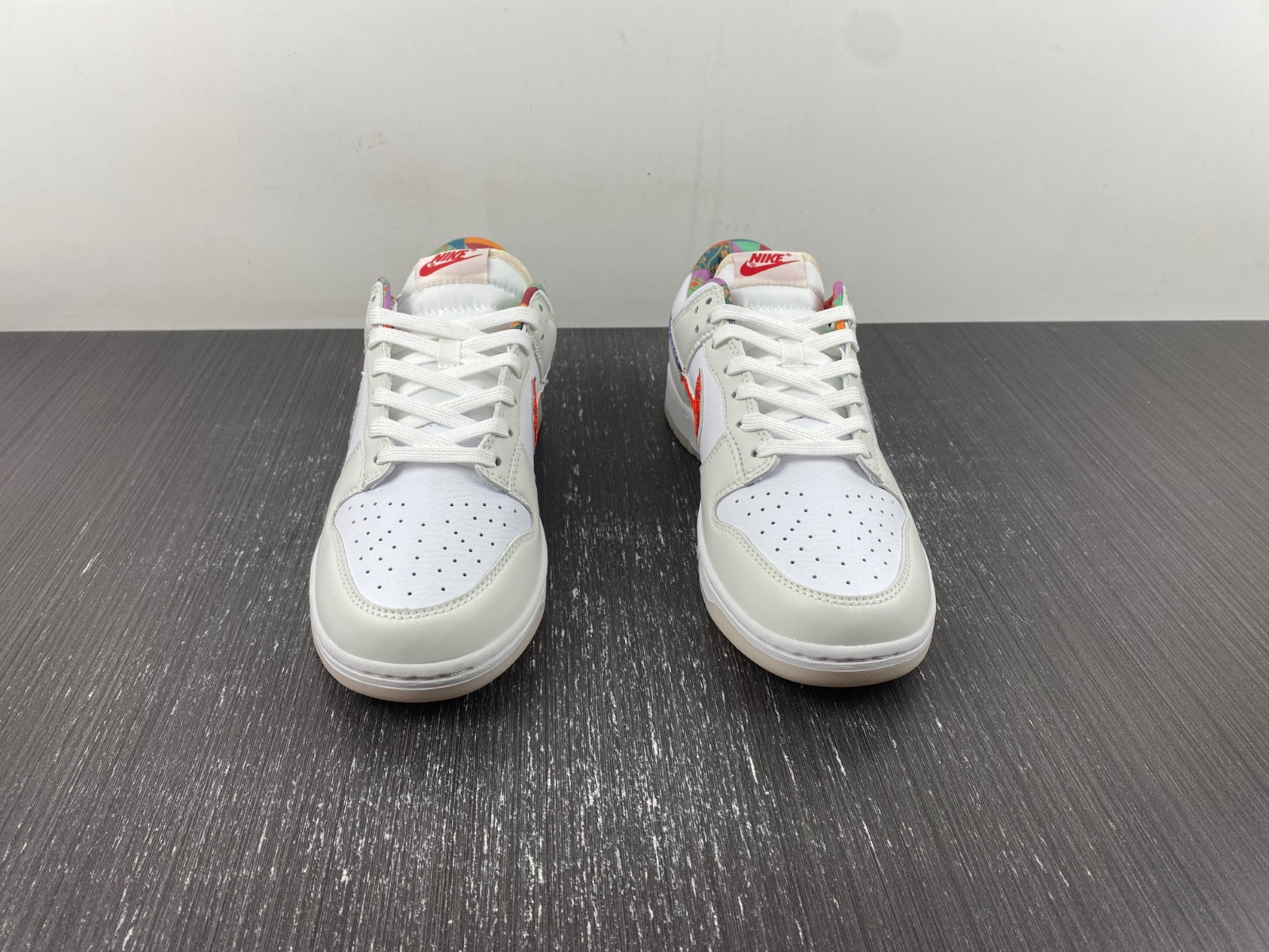 nike dunk low gs "multi-color paisley" fn8913-141