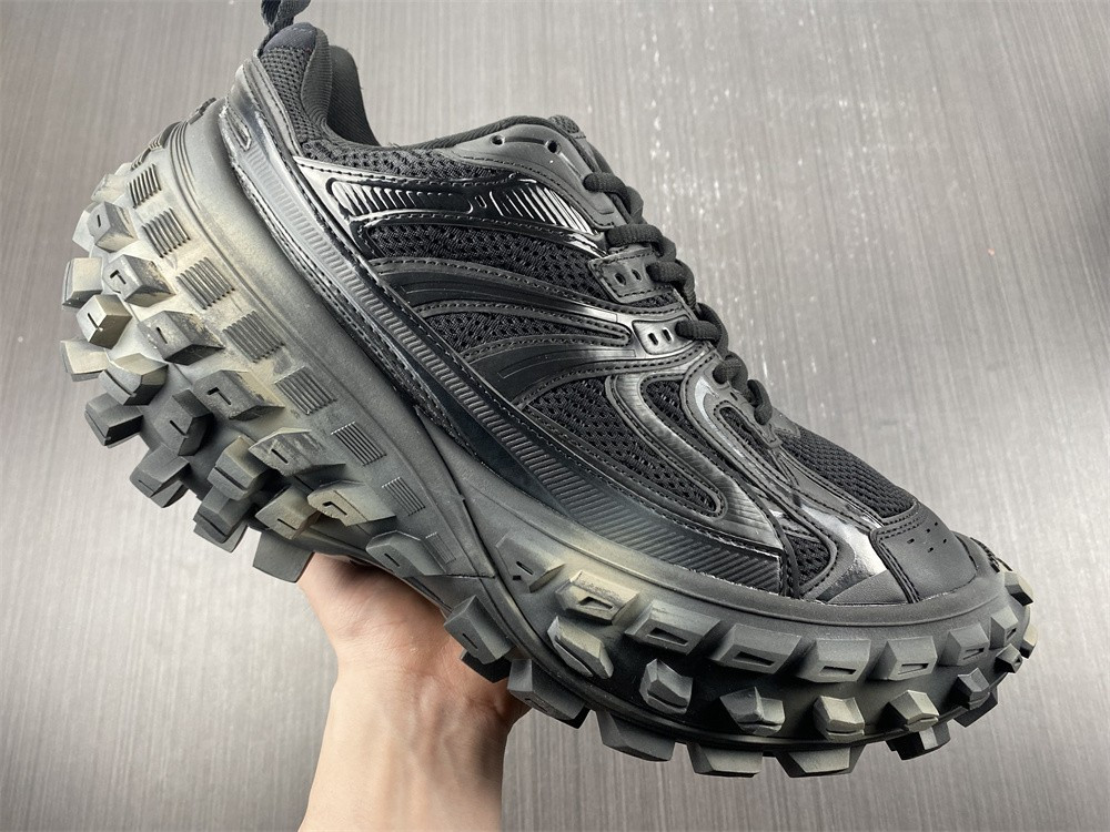 Ba*len*cia*ga defender sneaker