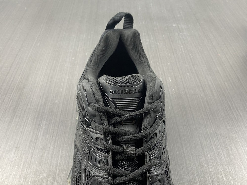 Ba*len*cia*ga defender sneaker