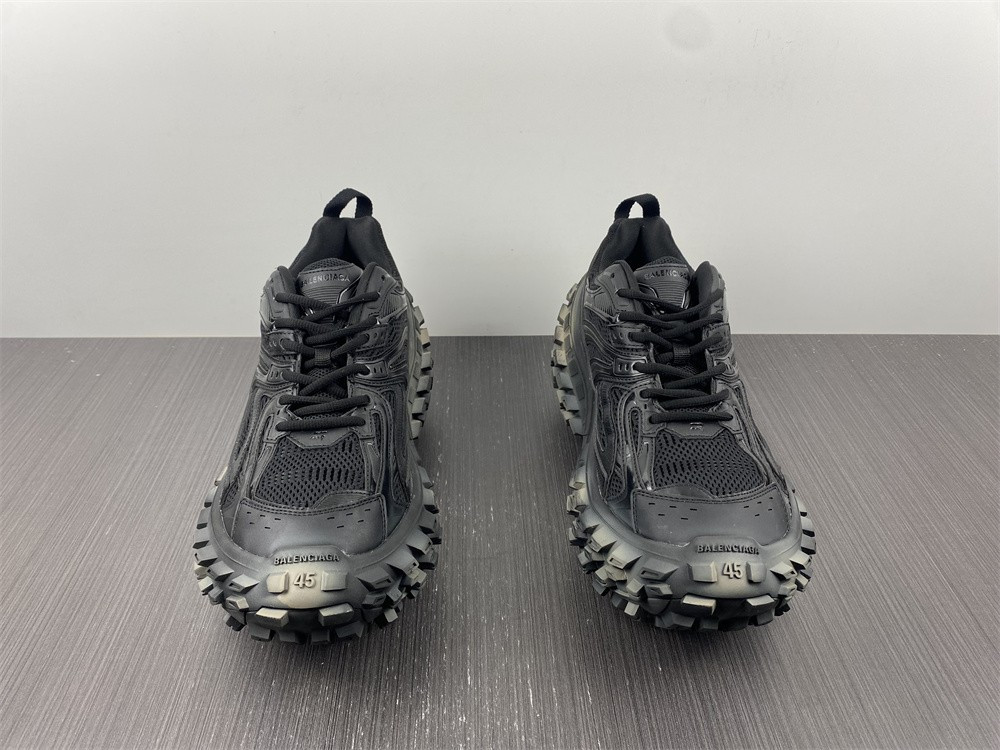 Ba*len*cia*ga defender sneaker