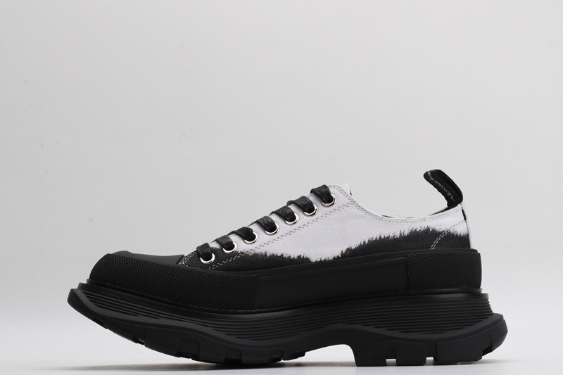 alex mcq tread slick lace up in white & black