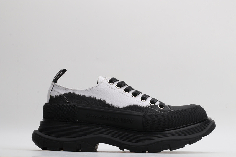 alex mcq tread slick lace up in white & black