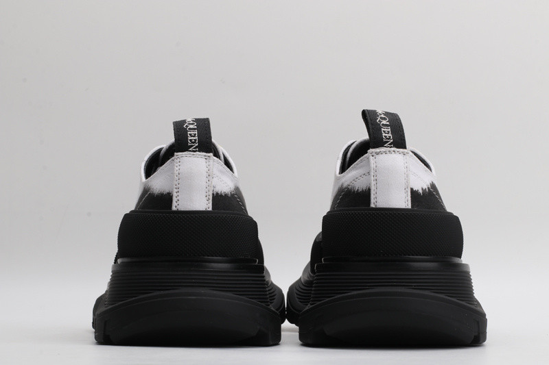 alex mcq tread slick lace up in white & black