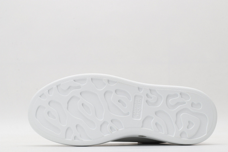 a1exa*der Mcqv*en 030