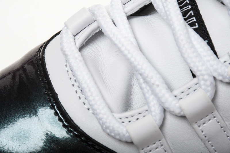 air jordan 11 low "emerald" 528895-145