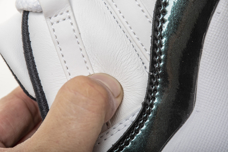 air jordan 11 low "emerald" 528895-145